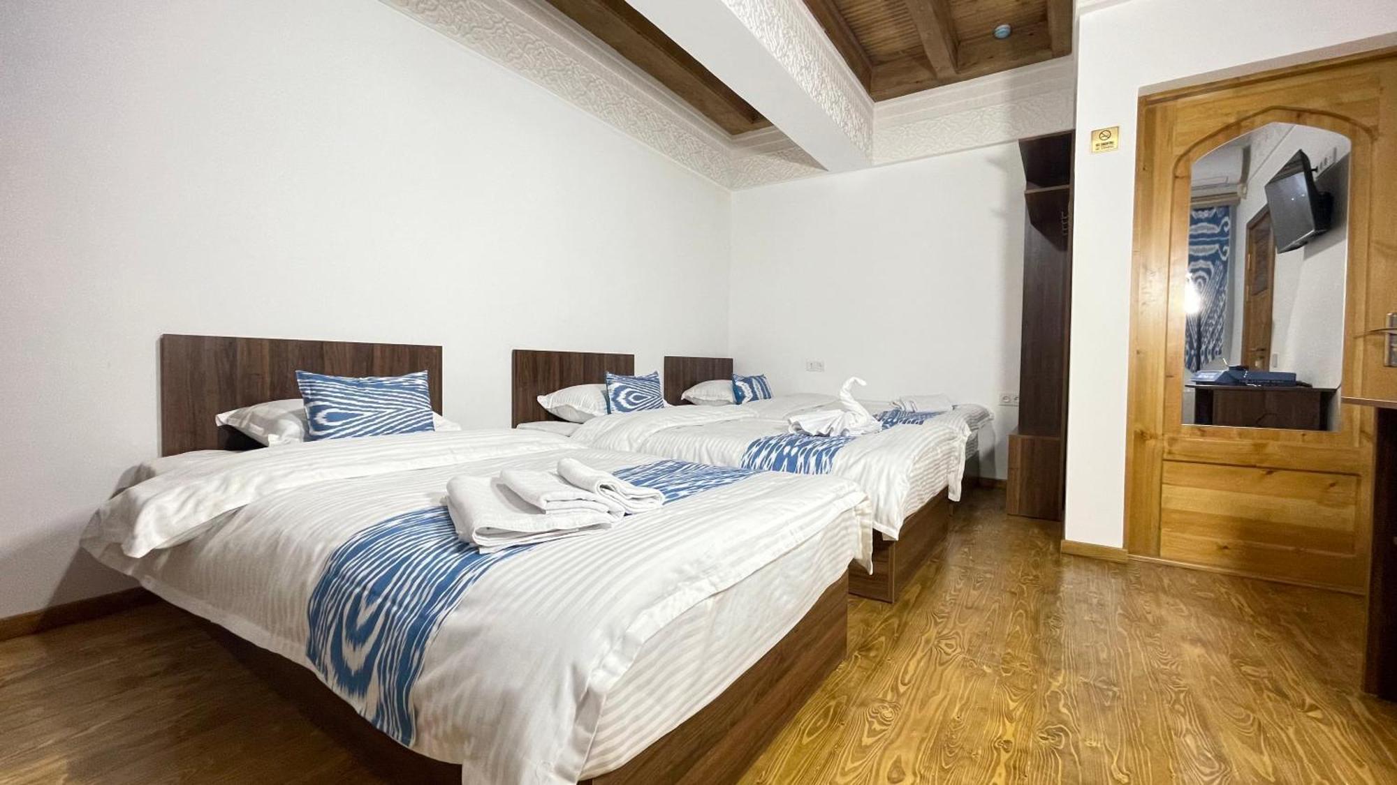 Mahbubakhon Guest House In Old City Бухара Екстериор снимка