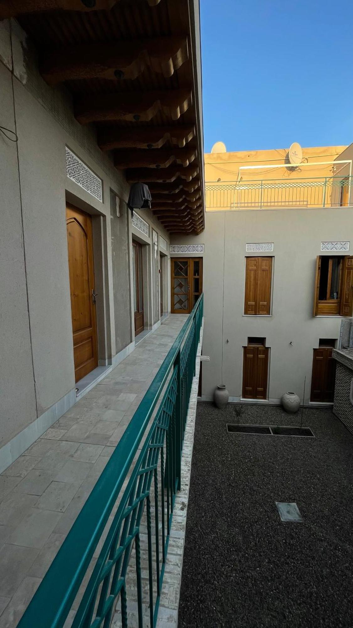 Mahbubakhon Guest House In Old City Бухара Екстериор снимка