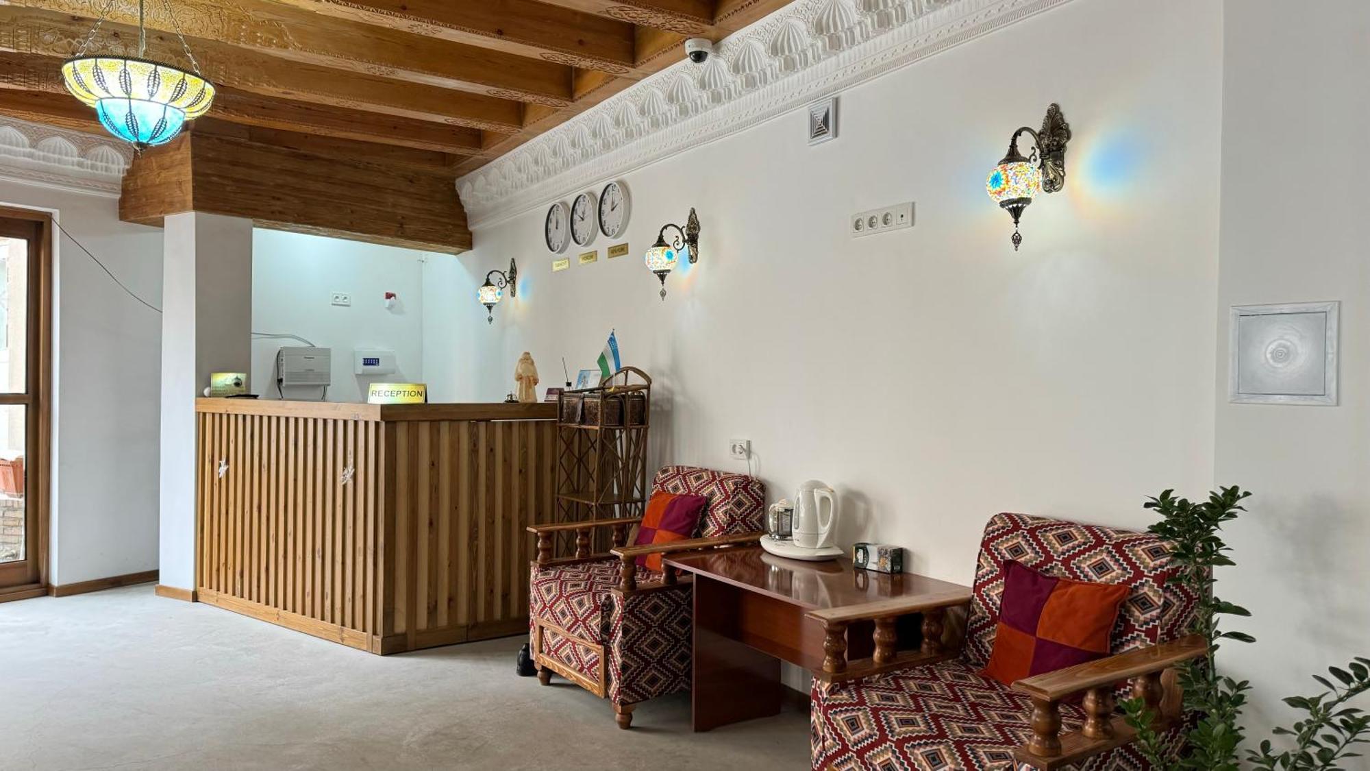 Mahbubakhon Guest House In Old City Бухара Екстериор снимка